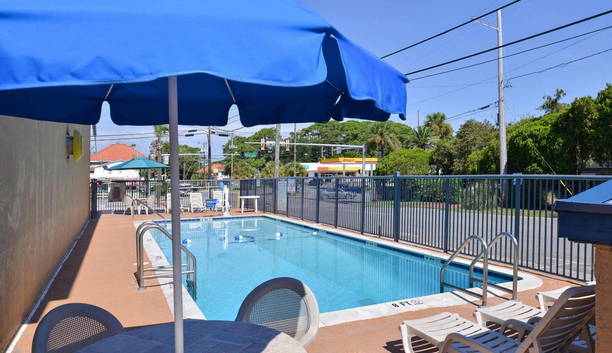 Sandcastle Inn Tybee Island Exterior photo